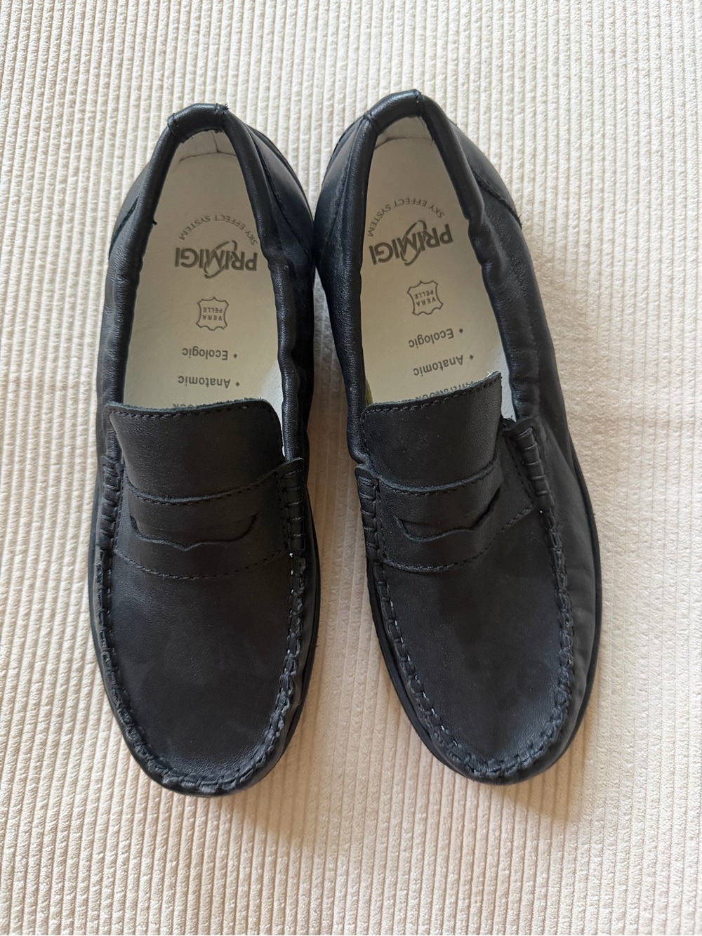 NWOT Primigi Black Leather Slip-On Penny Loafers for Men